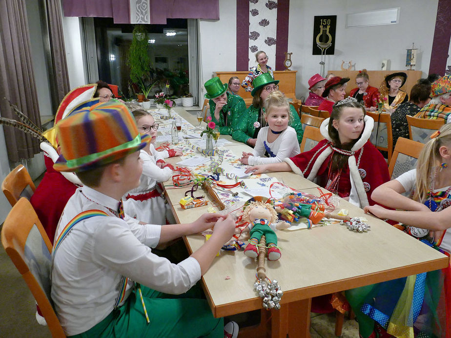 Frauenkarneval der kfd im Landhotel Weinrich (Foto: Karl-Franz Thiede)